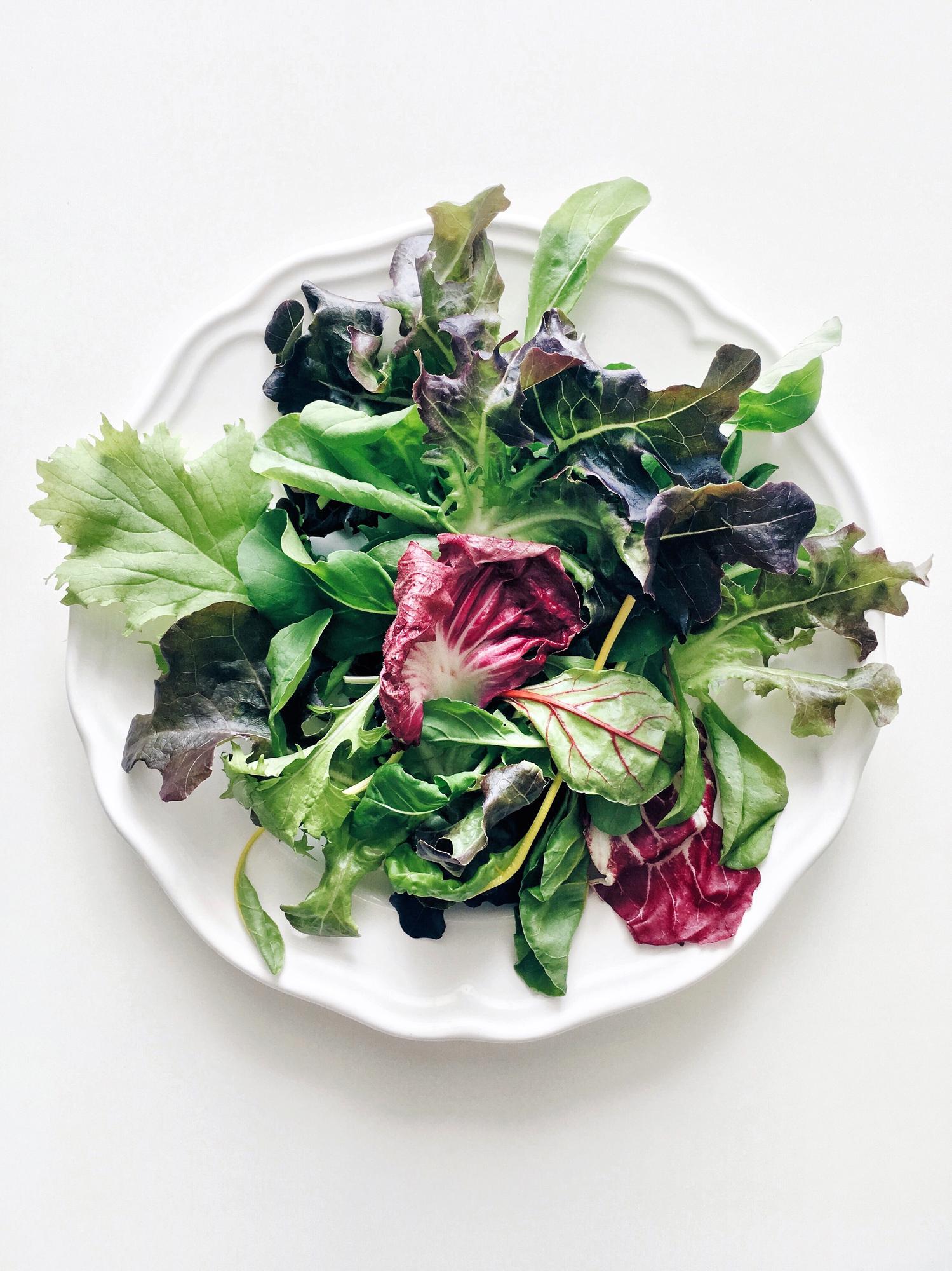 Seasonal salad with local vegetables